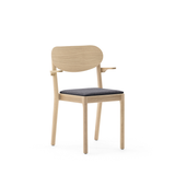 Svea stablestol m/overstoppet sete, m/armlen