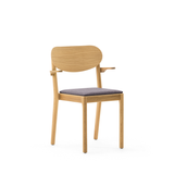 Svea stablestol m/overstoppet sete, m/armlen